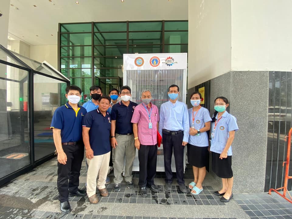 ทีมนักประดิษฐ์ คิดค้นตู้ฆ่าเชื้อโควิด-19 ต้นแบบ นวัตกรรมใหม่ 